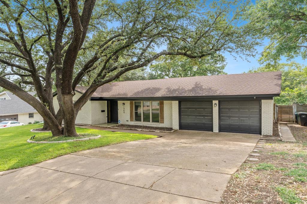 1904 Malibar Road