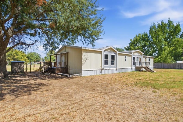 105 APACHE ST, LIPAN, TX 76462 - Image bdbe1f5e495e7c2aa13906f676b4e2b6/2392192035