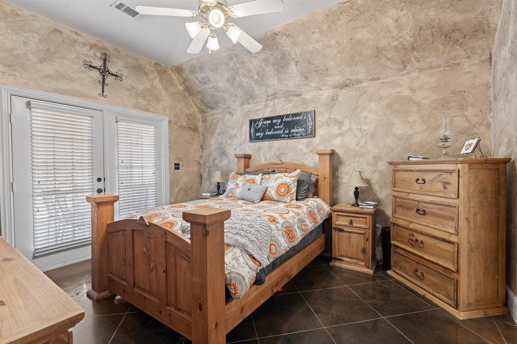 Mountain Valley Lake Tr - Residential