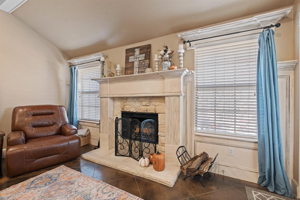 Mountain Valley Lake Tr - Residential