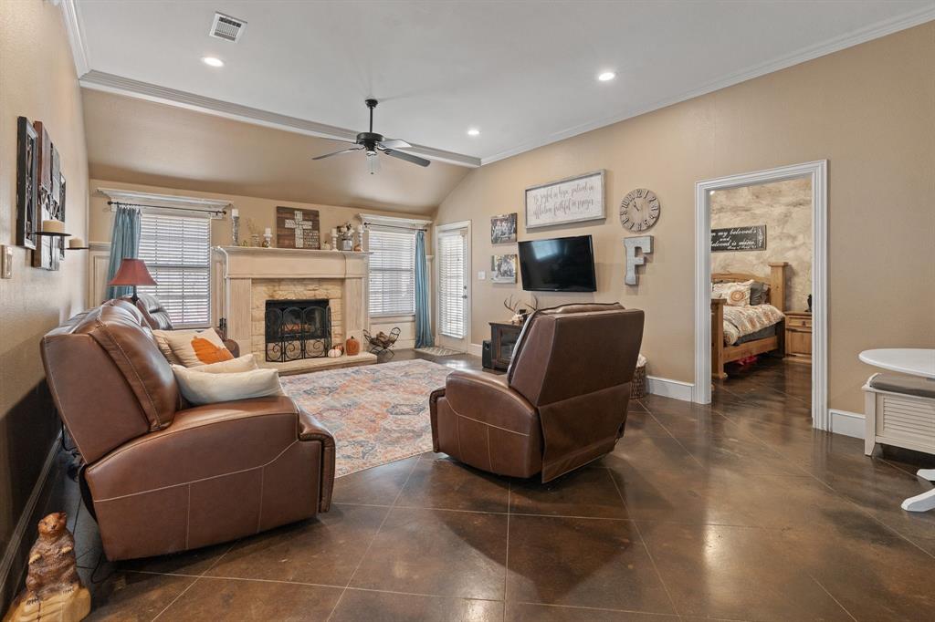 Mountain Valley Lake Tr - Residential