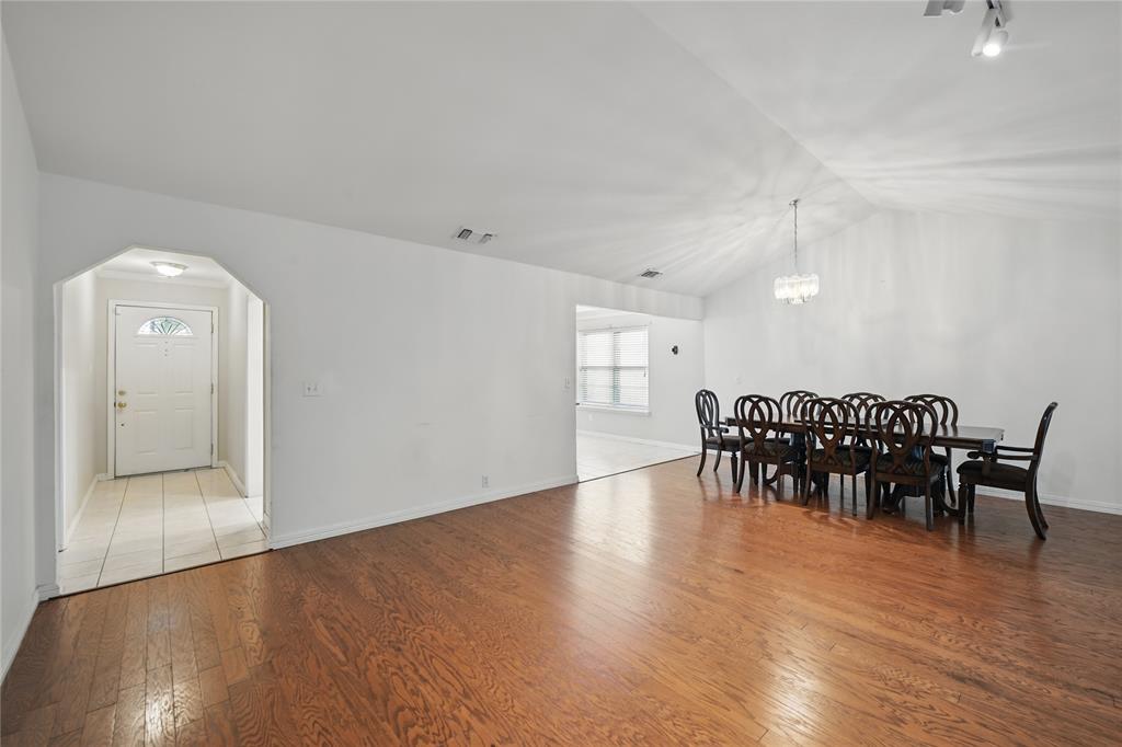 Fort Worth, Texas 76133, United States, 3 Bedrooms Bedrooms, ,2 BathroomsBathrooms,Residential,Active,116781