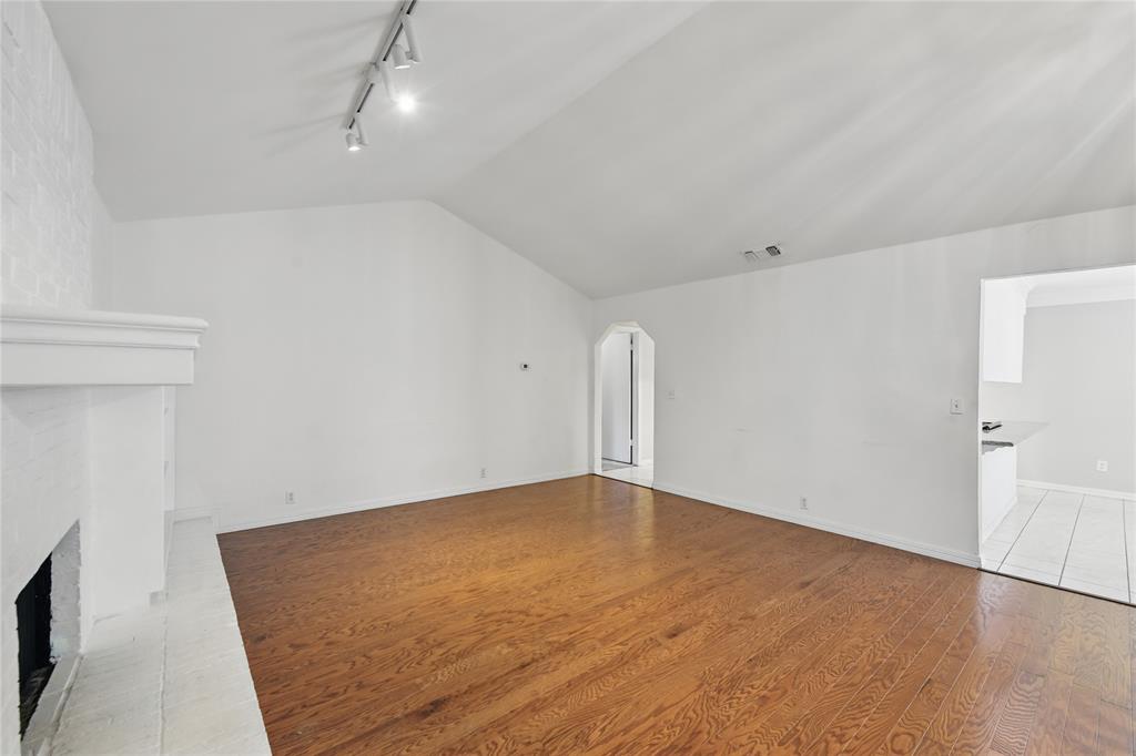 Fort Worth, Texas 76133, United States, 3 Bedrooms Bedrooms, ,2 BathroomsBathrooms,Residential,Active,116781