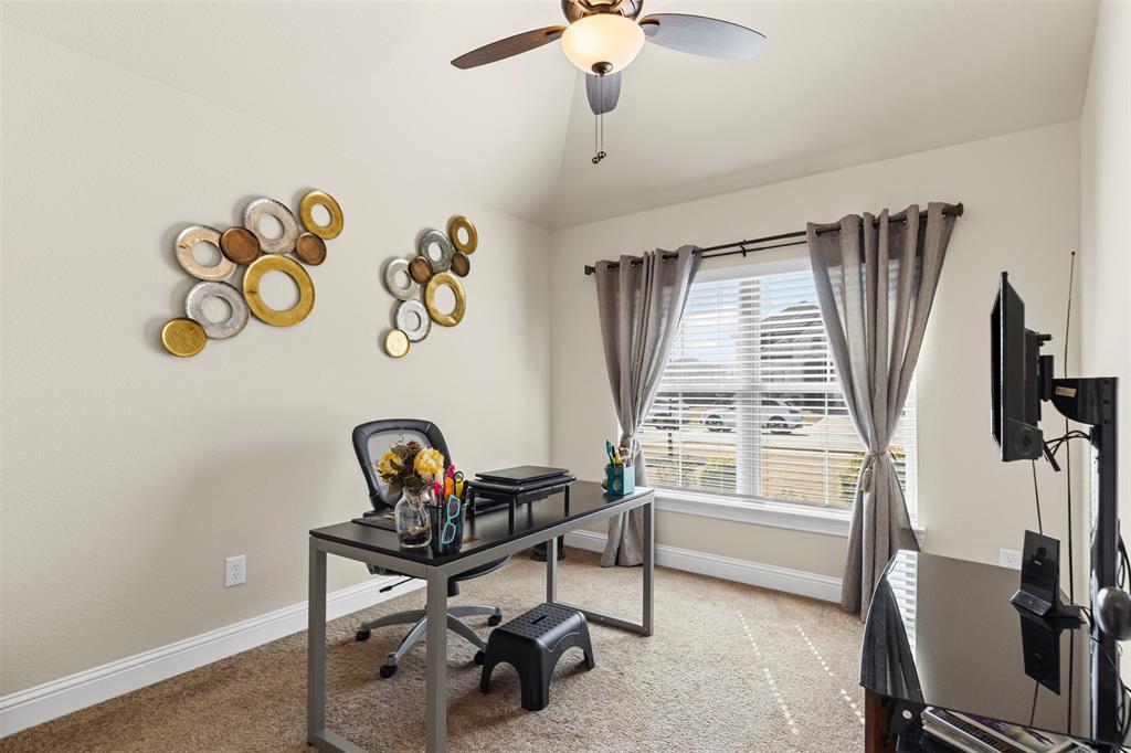 Waxahachie, Texas 75165, United States, 4 Bedrooms Bedrooms, ,2 BathroomsBathrooms,Residential,Pending,79950