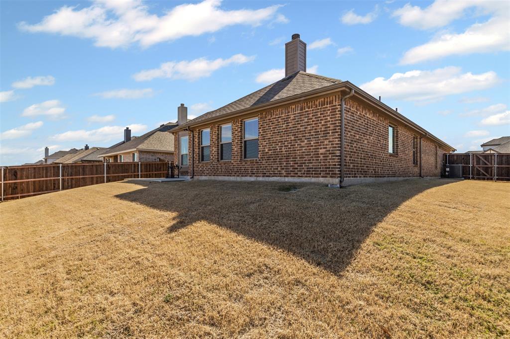 Waxahachie, Texas 75165, United States, 4 Bedrooms Bedrooms, ,2 BathroomsBathrooms,Residential,Pending,79950