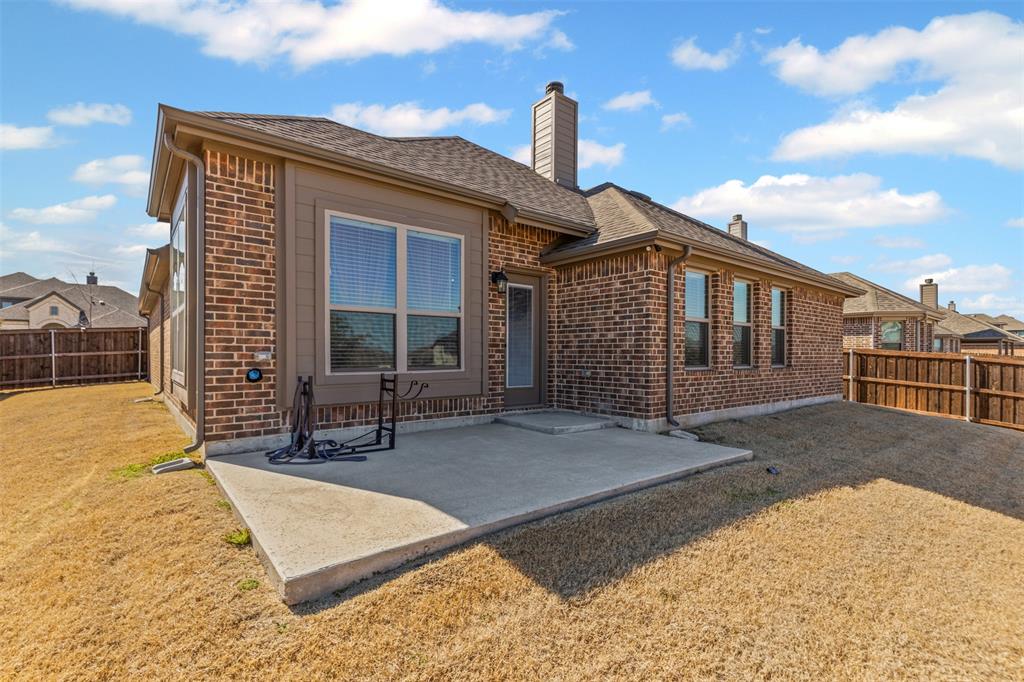 Waxahachie, Texas 75165, United States, 4 Bedrooms Bedrooms, ,2 BathroomsBathrooms,Residential,Pending,79950