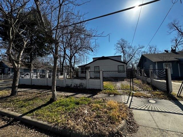 Caldwells R D - Residential Income