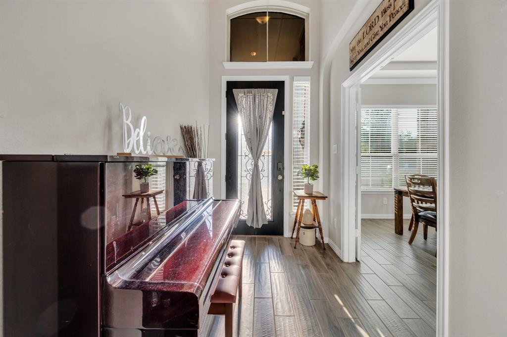 717 Willowbranch Lane