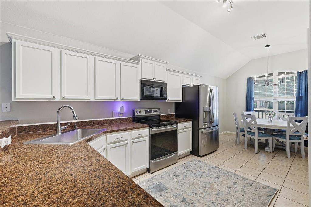 Chisholm Spgs - Residential