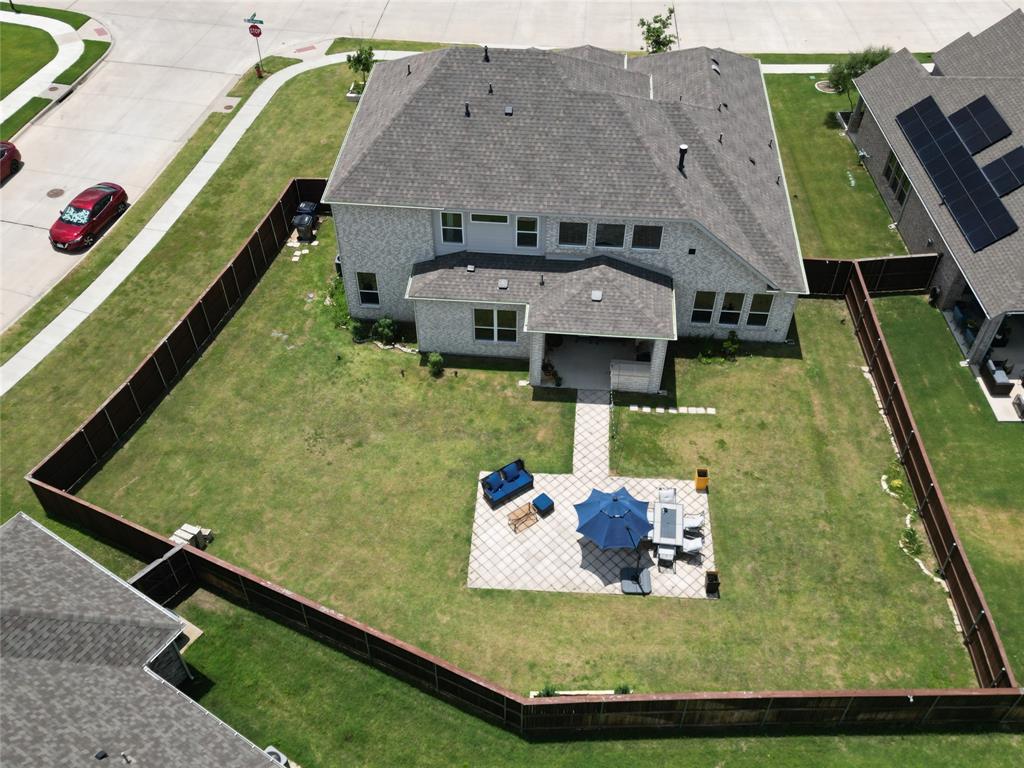 745 Lemmon Lane
