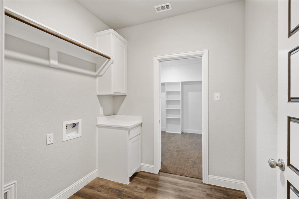 Bulldog Xing Ph 3 - Residential