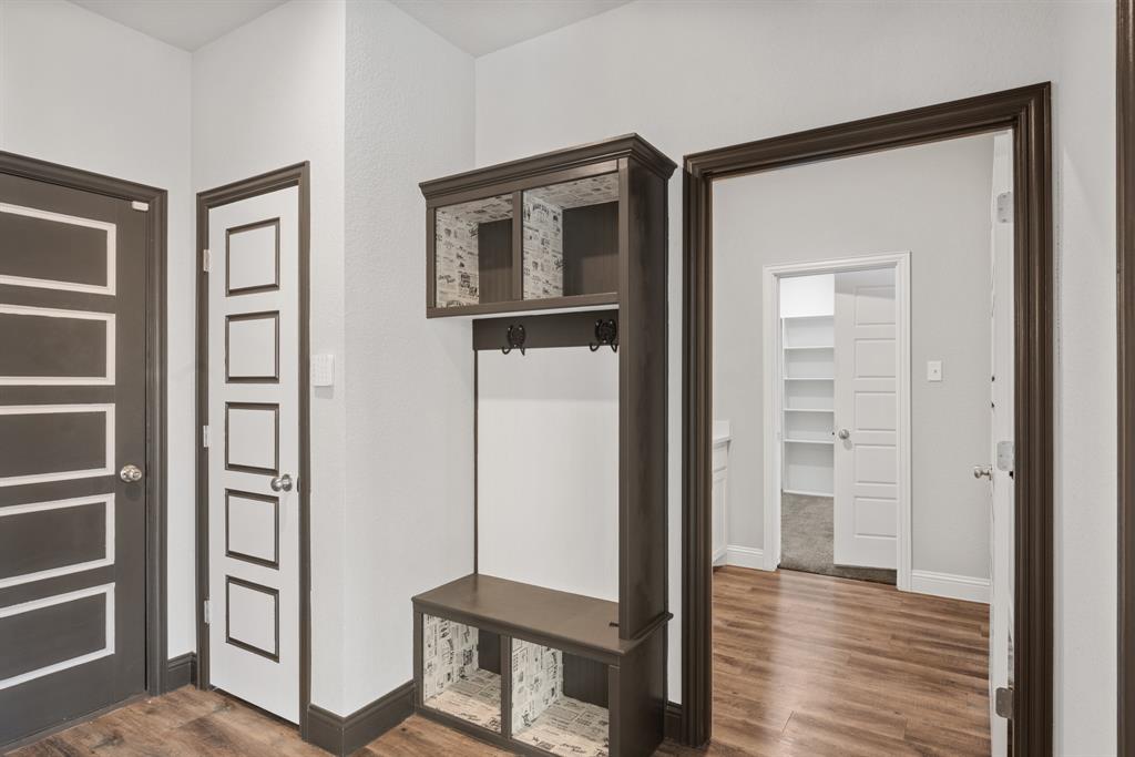 Bulldog Xing Ph 3 - Residential