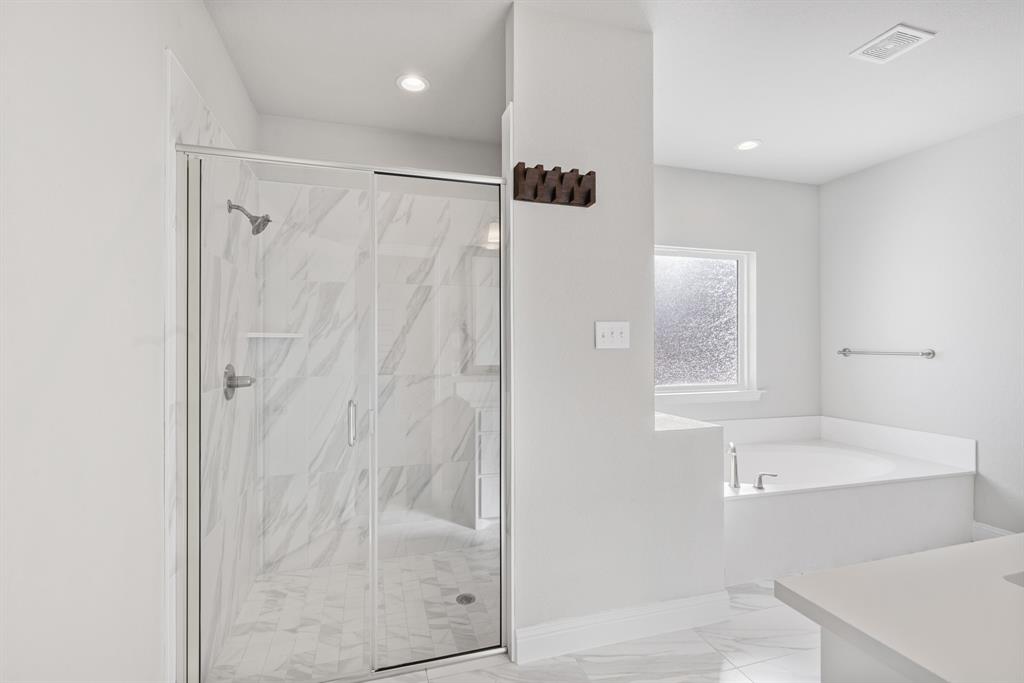 Bulldog Xing Ph 3 - Residential