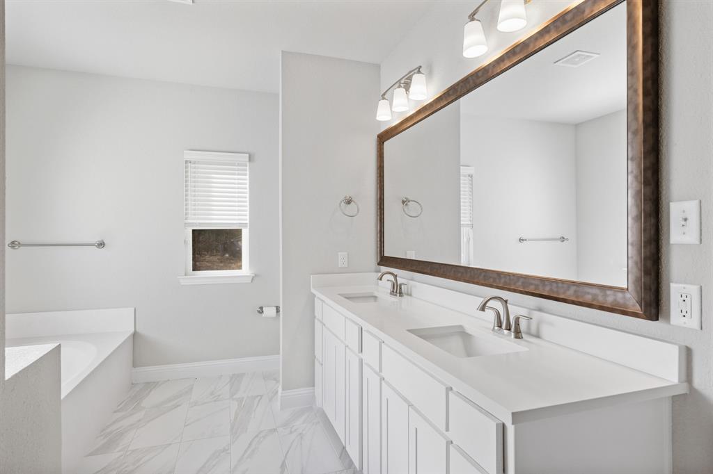 Bulldog Xing Ph 3 - Residential