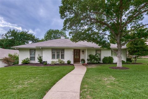2219 Eastwood Drive Richardson TX 75080