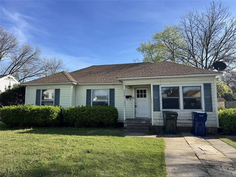 808 Magnolia Drive Garland TX 75040