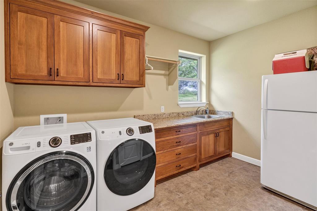 E J JOHNSON - ABST 292 - Residential