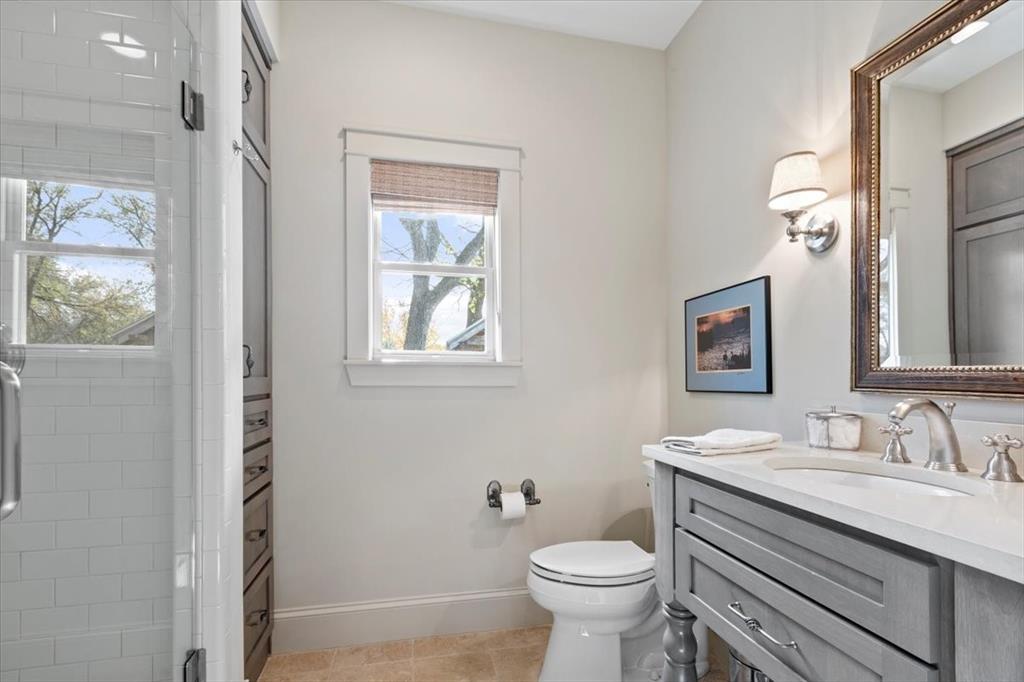 Moore Lewis - Residential