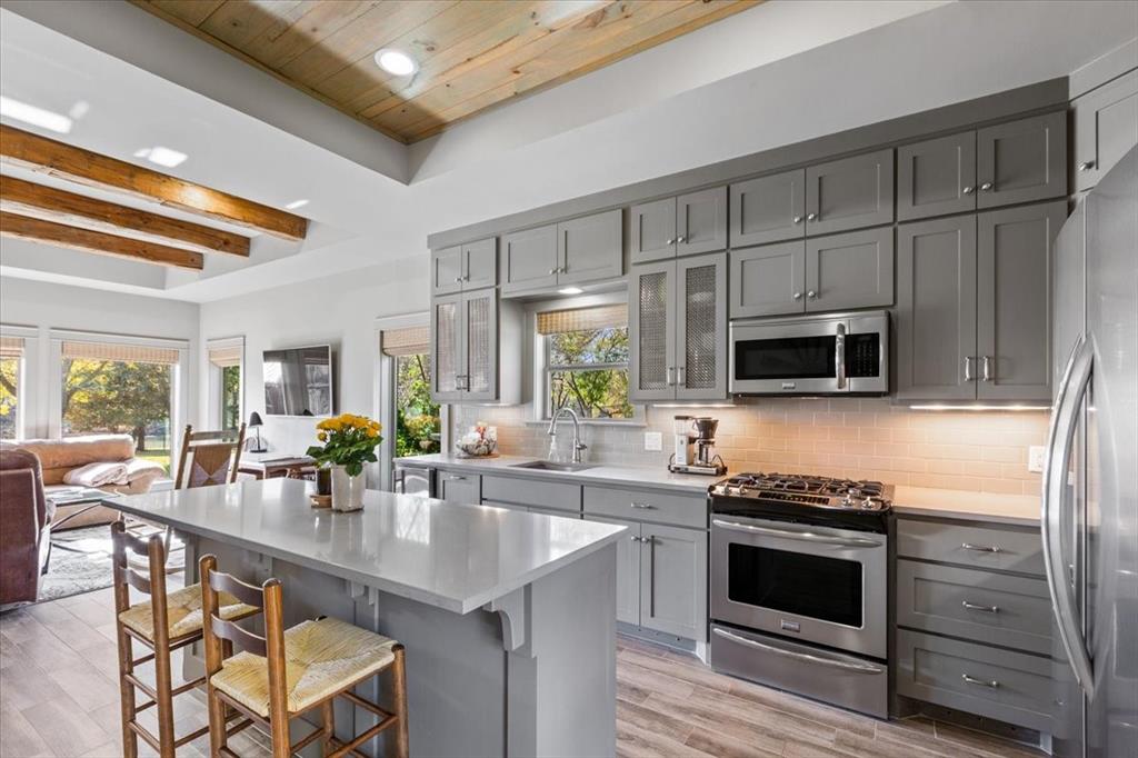 Moore Lewis - Residential