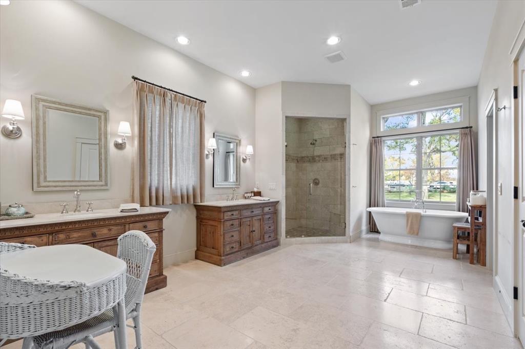 Moore Lewis - Residential