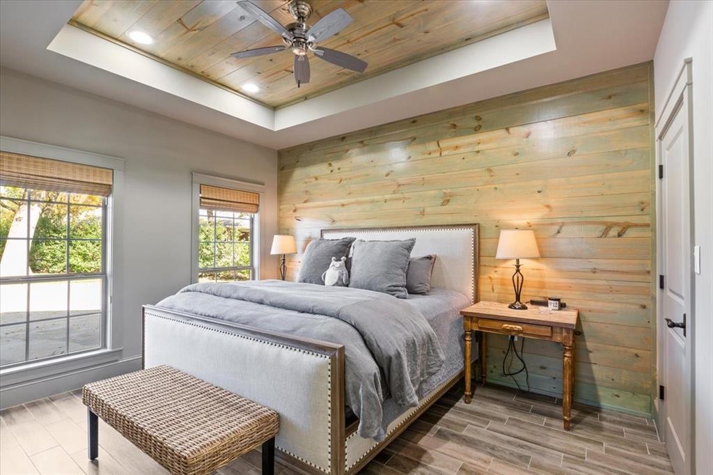 Moore Lewis - Residential