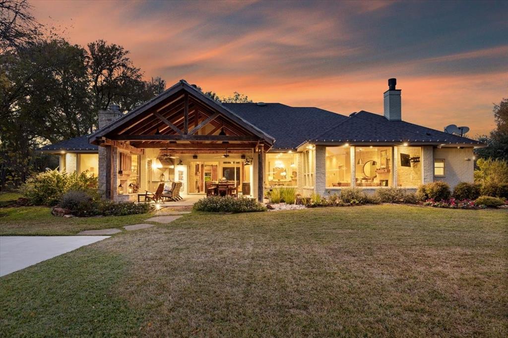 Moore Lewis - Residential