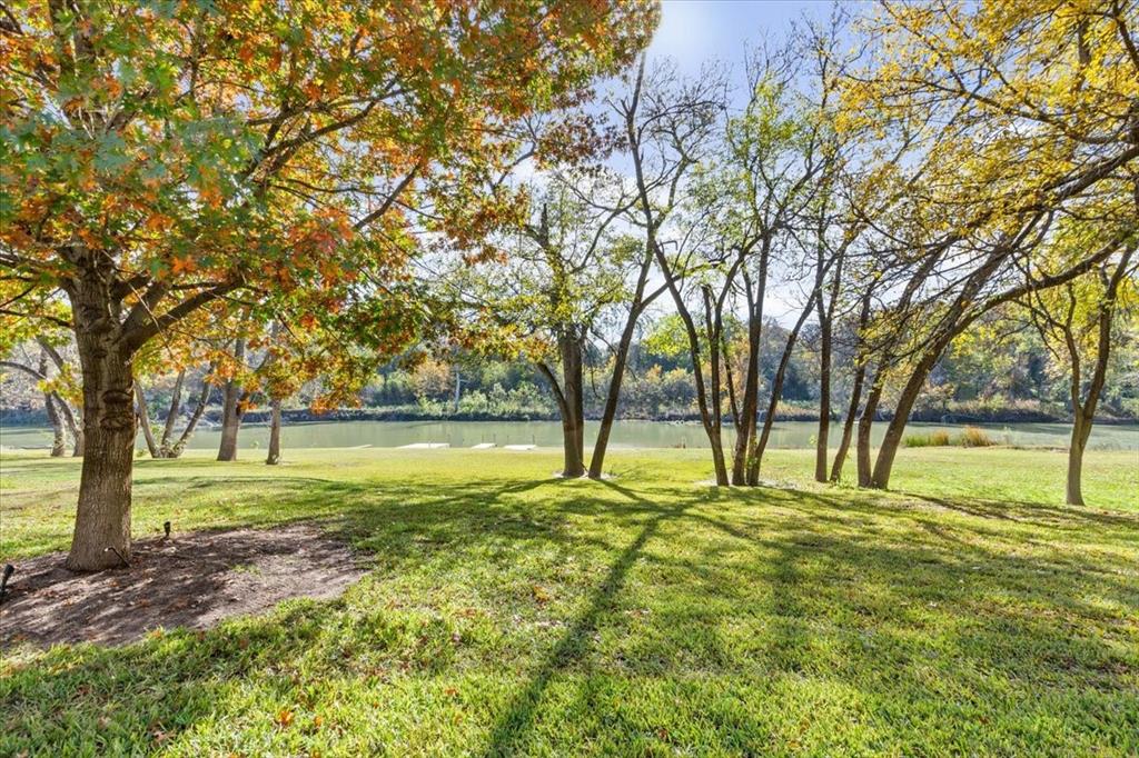 Moore Lewis - Residential