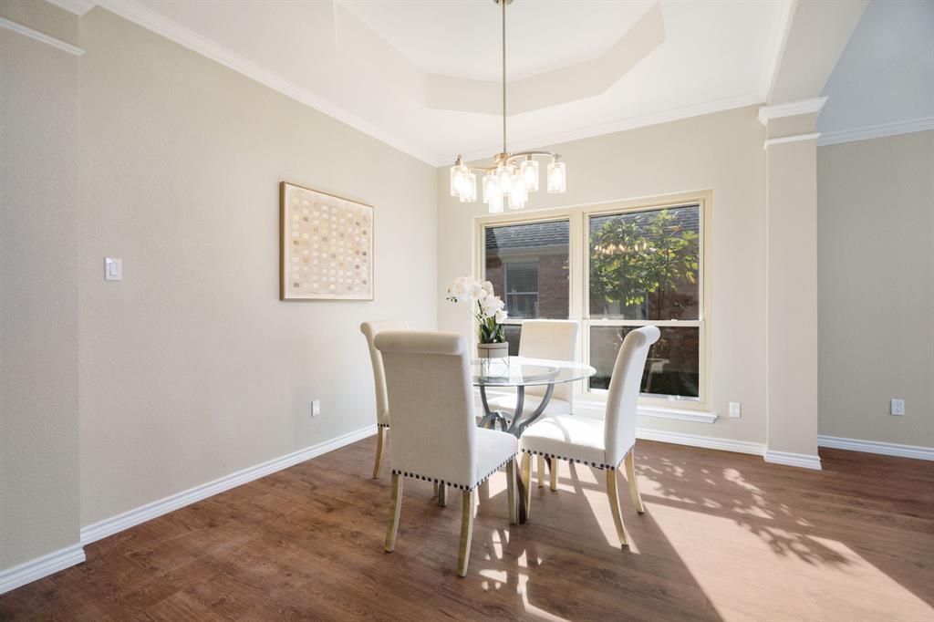 2125 Wallbrook Drive