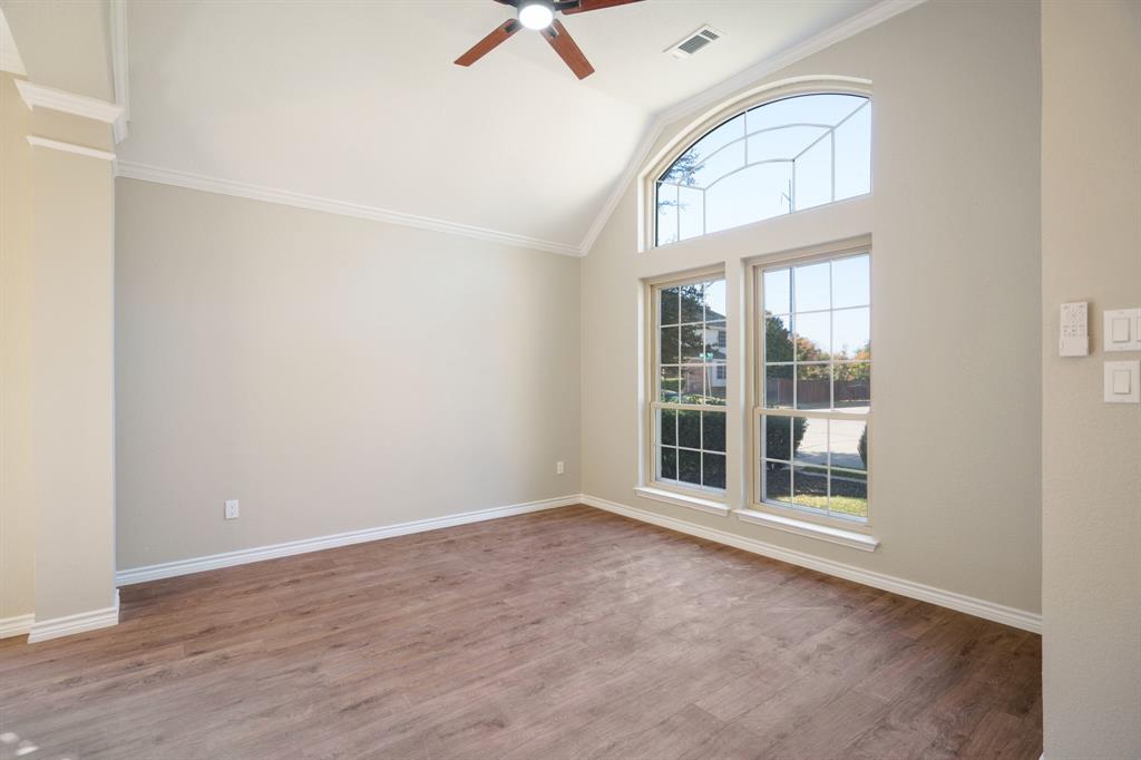 2125 Wallbrook Drive