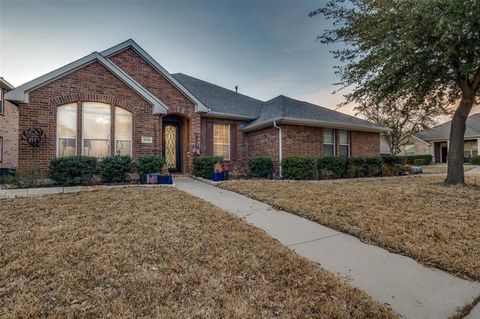 4500 Fox River Trail Arlington TX 76017