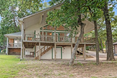 832 Oak Landing Circle Kemp TX 75143