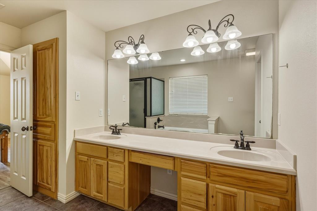 Hideaway Bay Est - Residential