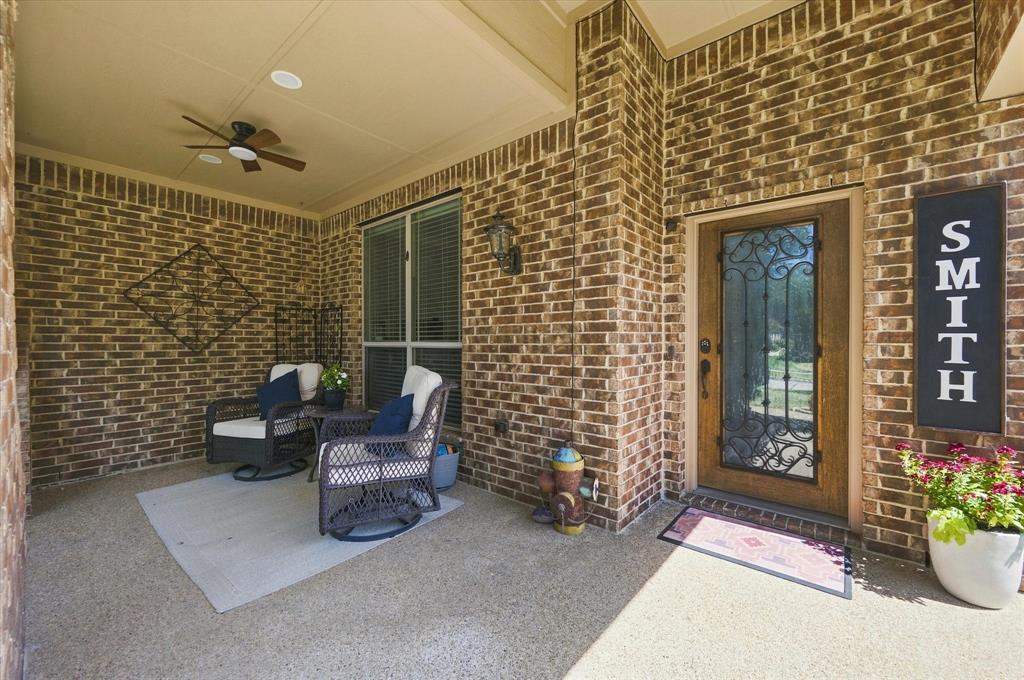 102 Chase Oaks Court