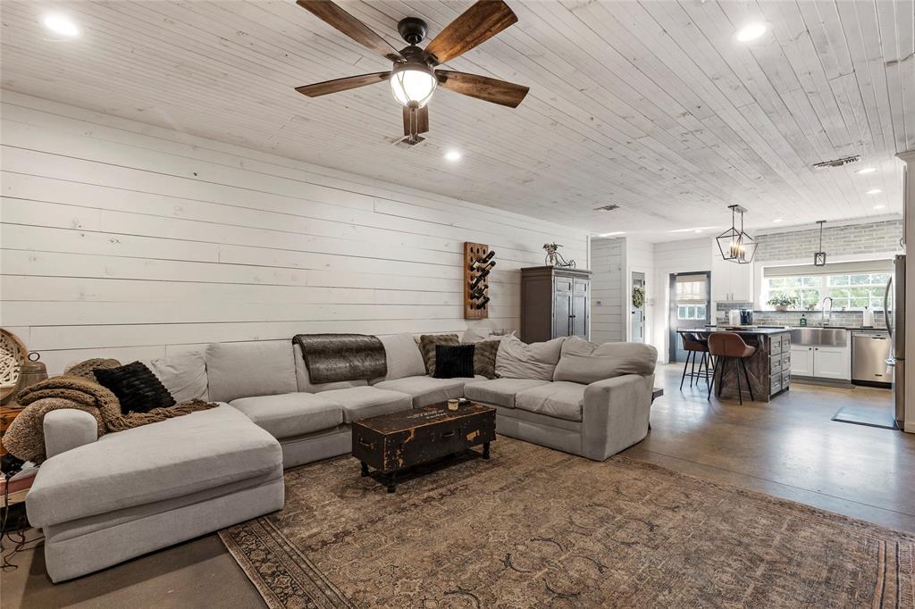 NA - Commercial Sale