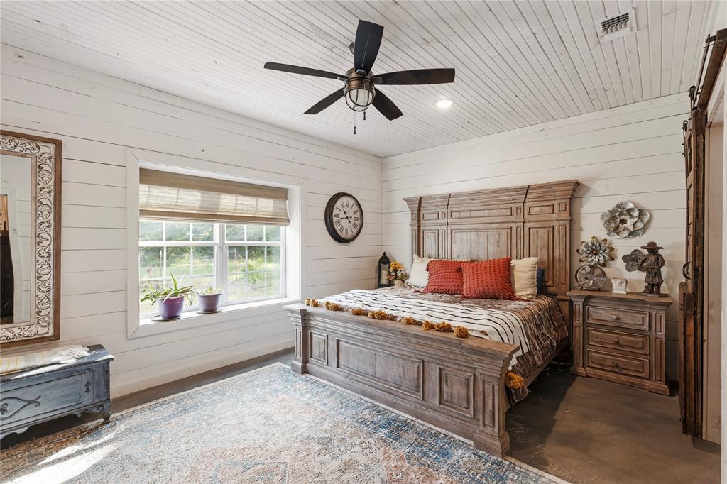 NA - Commercial Sale