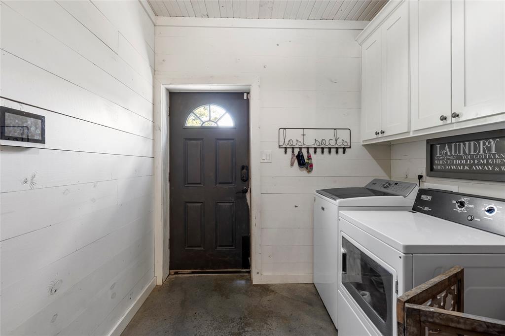 NA - Commercial Sale