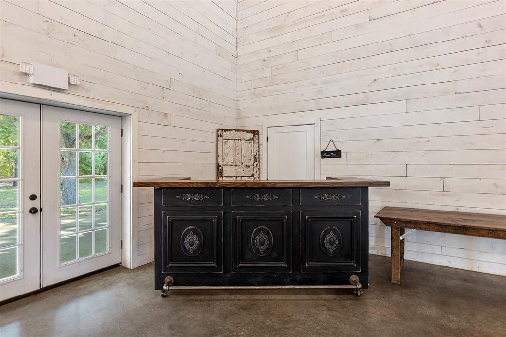 NA - Commercial Sale