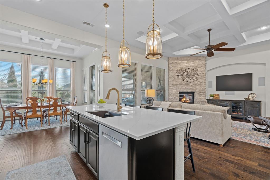 1110 Sunflower Avenue