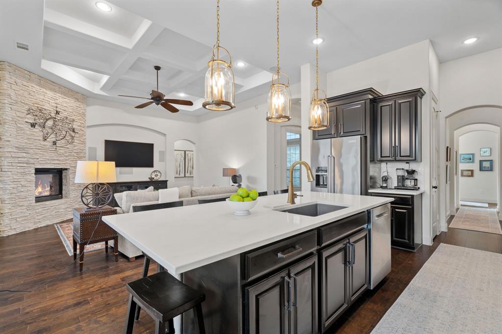 1110 Sunflower Avenue