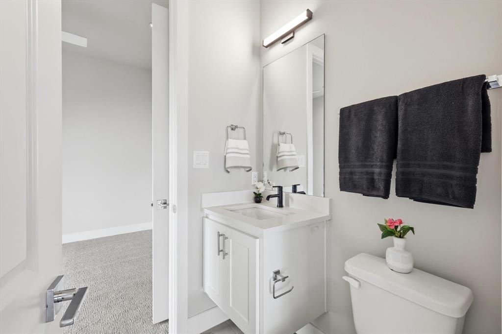 Main 7 Twnhm Add - Residential