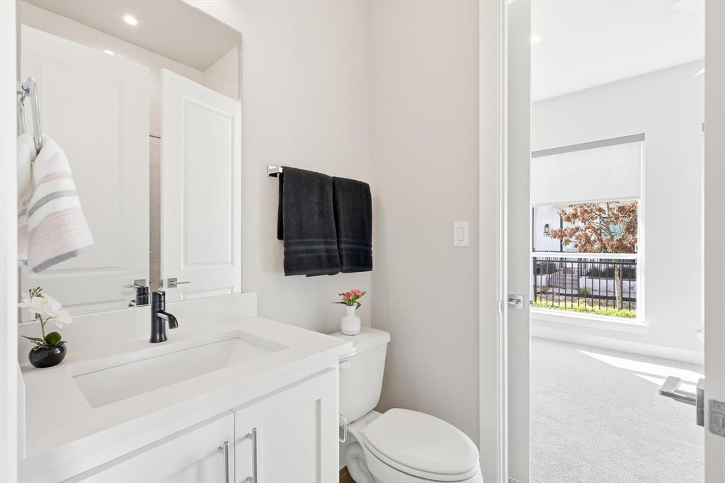 Main 7 Twnhm Add - Residential