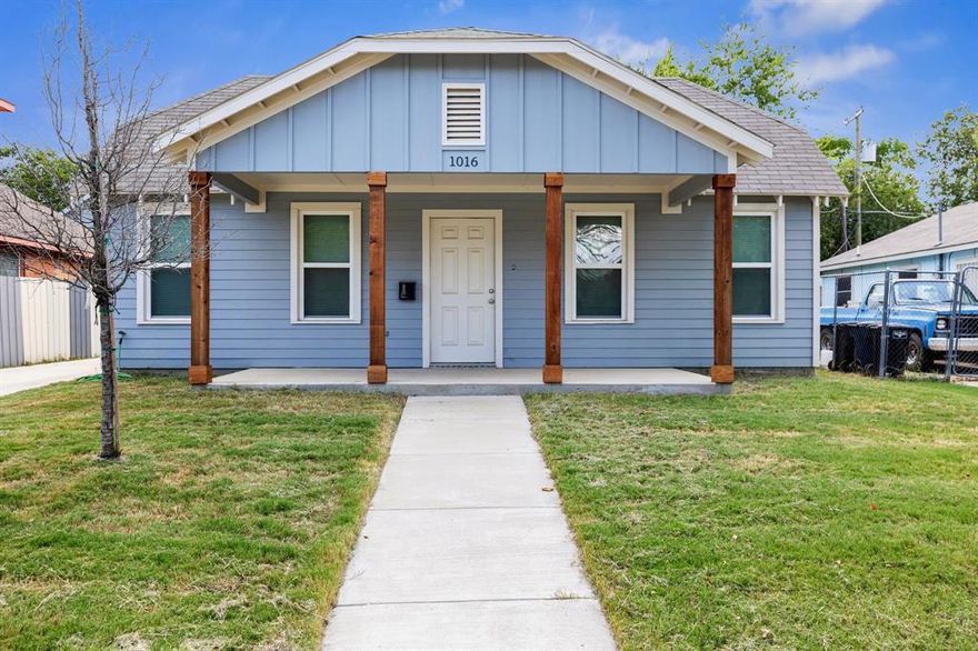 Discover the charm of Fort Worth’s Historic South Side—one of the city’s most exciting neighborhoods on the rise. Come check out his modern 3-bedroom, 2-bath residence. just minutes from Magnolia Village and downtown.  Completed in 2023, the home showcases a light-filled, open floor plan with easy-care vinyl plank flooring and crisp, neutral finishes that complement any decor!  The kitchen is designed with both form and function in mind, featuring granite countertops, a breakfast bar for casual dining, and a contemporary tile backsplash. Whether you’re hosting friends or enjoying a quiet evening at home, the layout provides effortless flow between the kitchen, dining, and living spaces. Step outside to your private backyard retreat—ideal for gatherings, gardening, or simply relaxing. Beyond your doorstep, you’ll enjoy quick access to Glenwood Park’s sprawling green space, the Fort Worth Zoo, Botanical Gardens, shops, dining, and more. With new community development bringing even more life and opportunity to the area, this home is an excellent choice for first-time buyers and investors alike. Don’t wait—be part of the growth in one of Fort Worth’s most dynamic neighborhoods.
