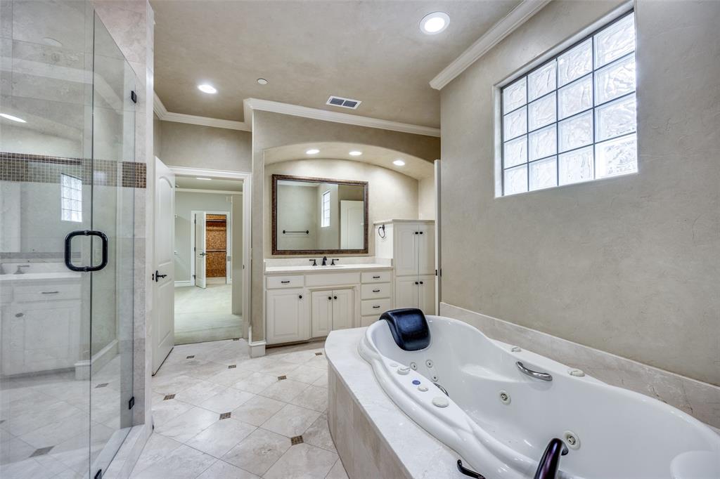 MEADOWOOD ESTATES - Residential