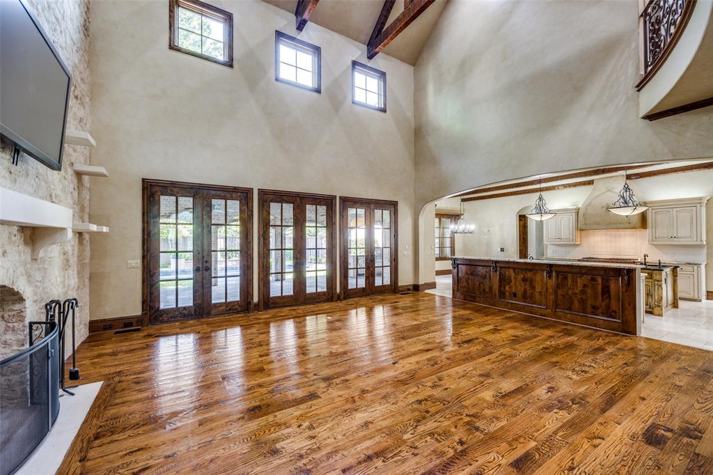 MEADOWOOD ESTATES - Residential