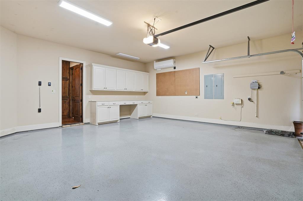 Country Club Heights - Residential