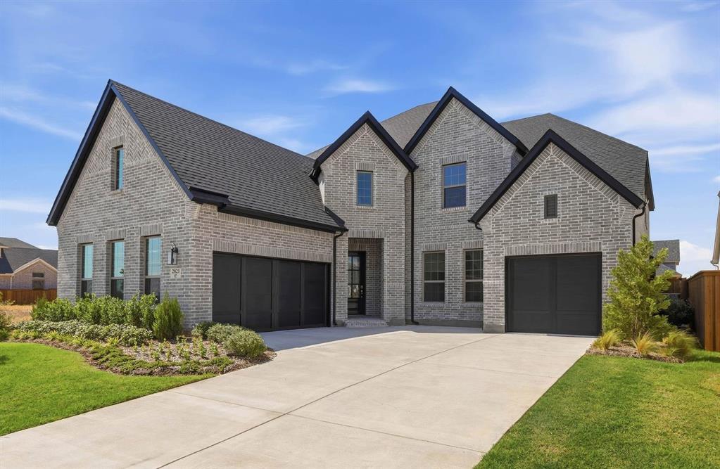 2821 Paddington Court