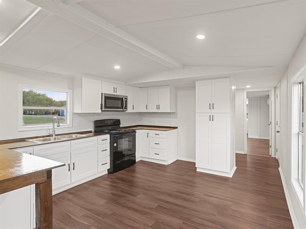 Sky Harbour Sec 8 - Residential