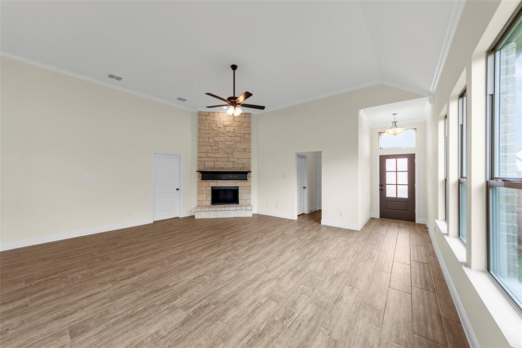 503 MURRAY Court