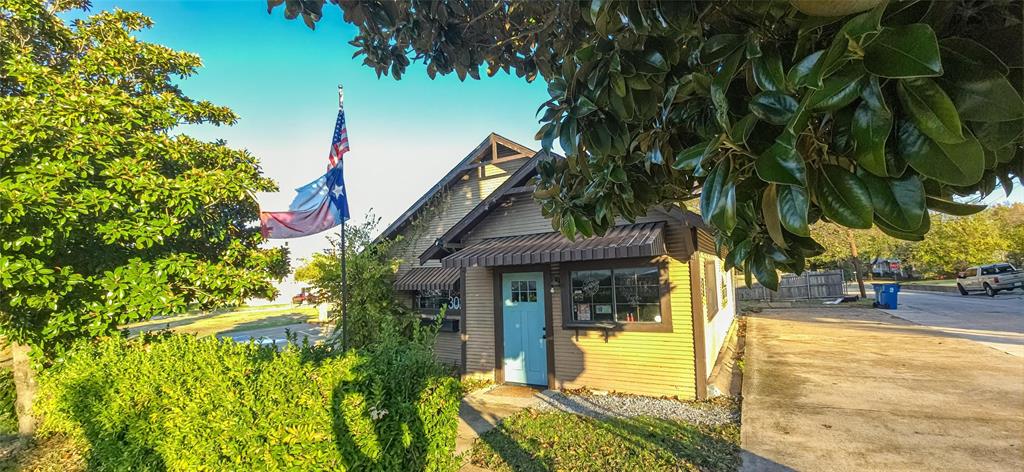 LOWE & ALLEN - Commercial Sale