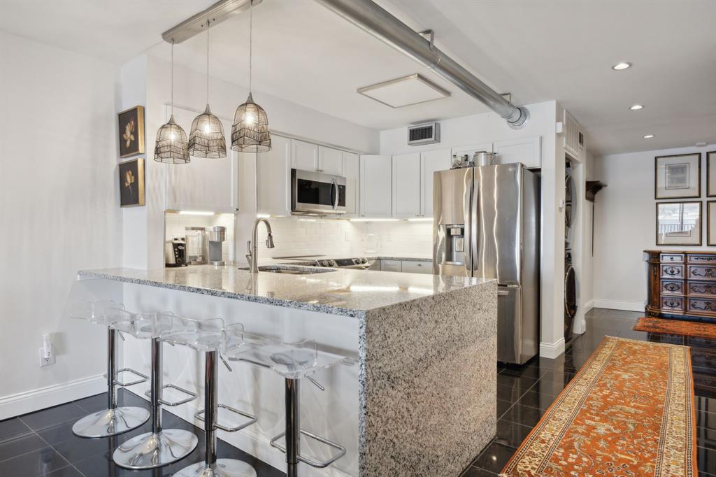 Timbers The Condo Apts #2 - Residential